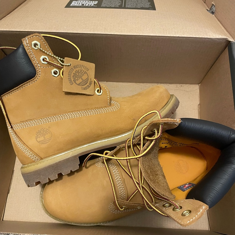 Timberland Women's Gray Box